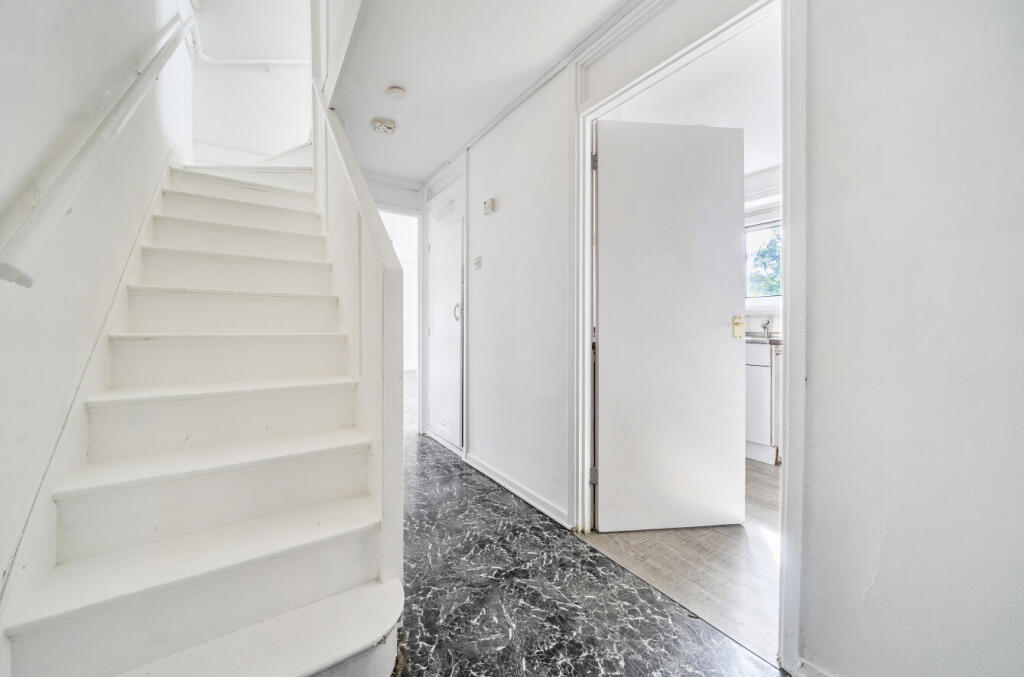 Apartment in Southampton - More