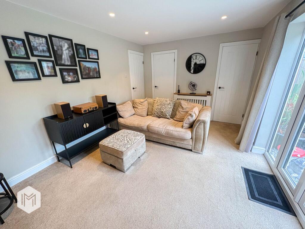 House in Warrington, Longbarn - View 4
