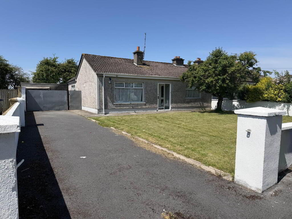 Main image of property: 9 Sheehane, Birr Road, Roscrea