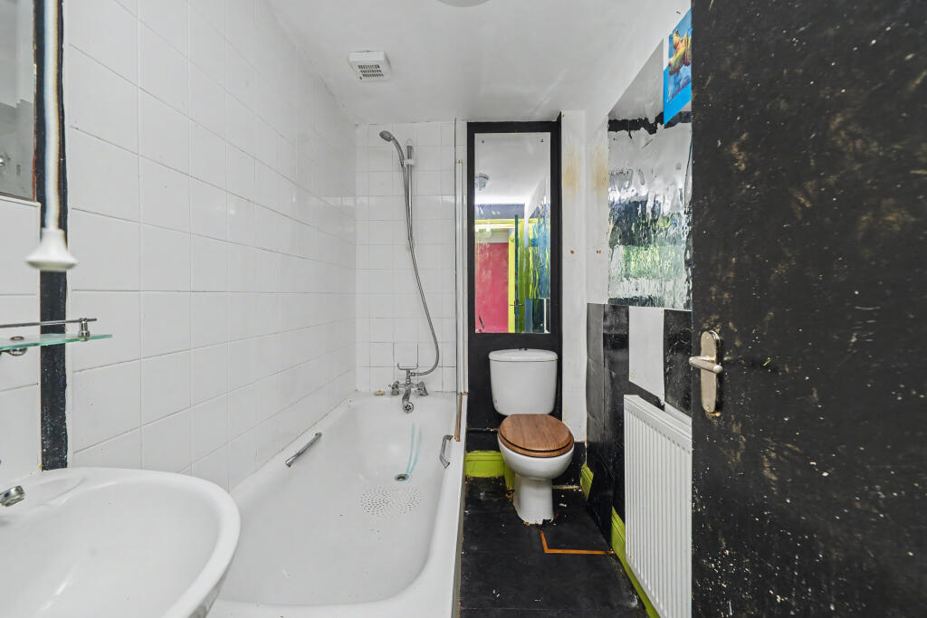 Basement, 51 York Road, Hove, East Sussex, BN3 1DJ - View 6