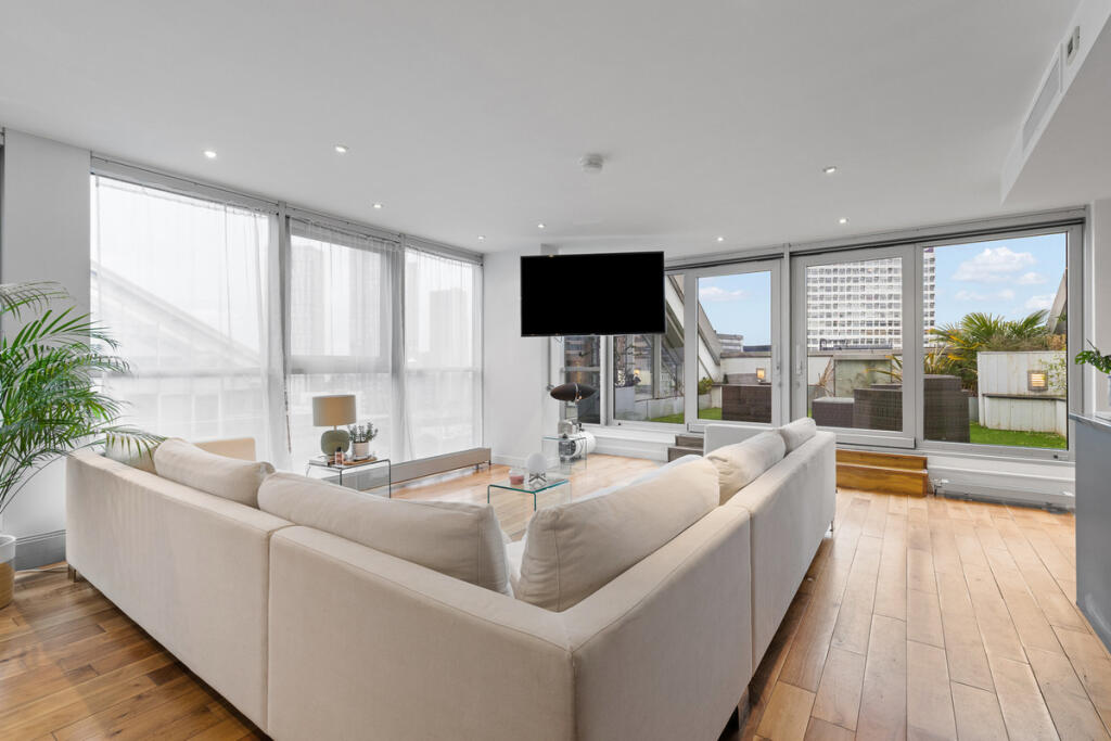 Main image of property: Clowes Street, Salford, M3