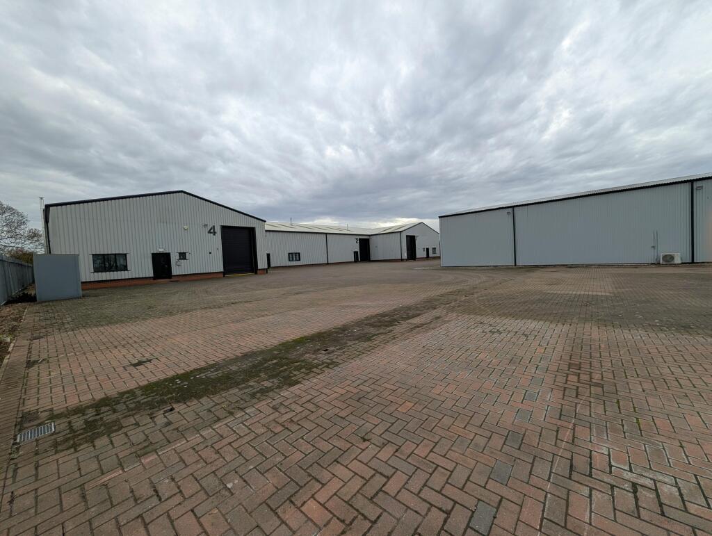 Denham Court Brunel Drive Newark 12.jpg