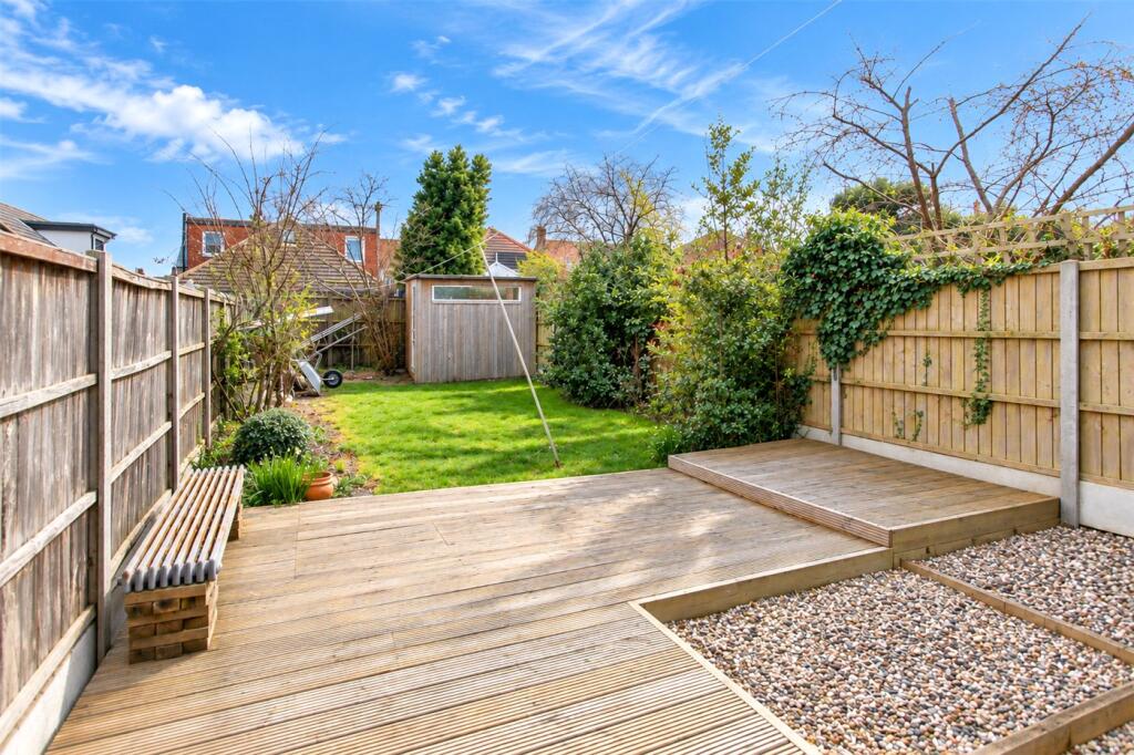 House in Southend-on-Sea - View 5