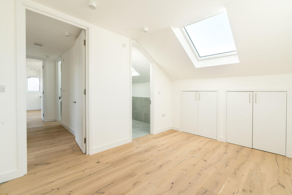Apartment in London - View 4
