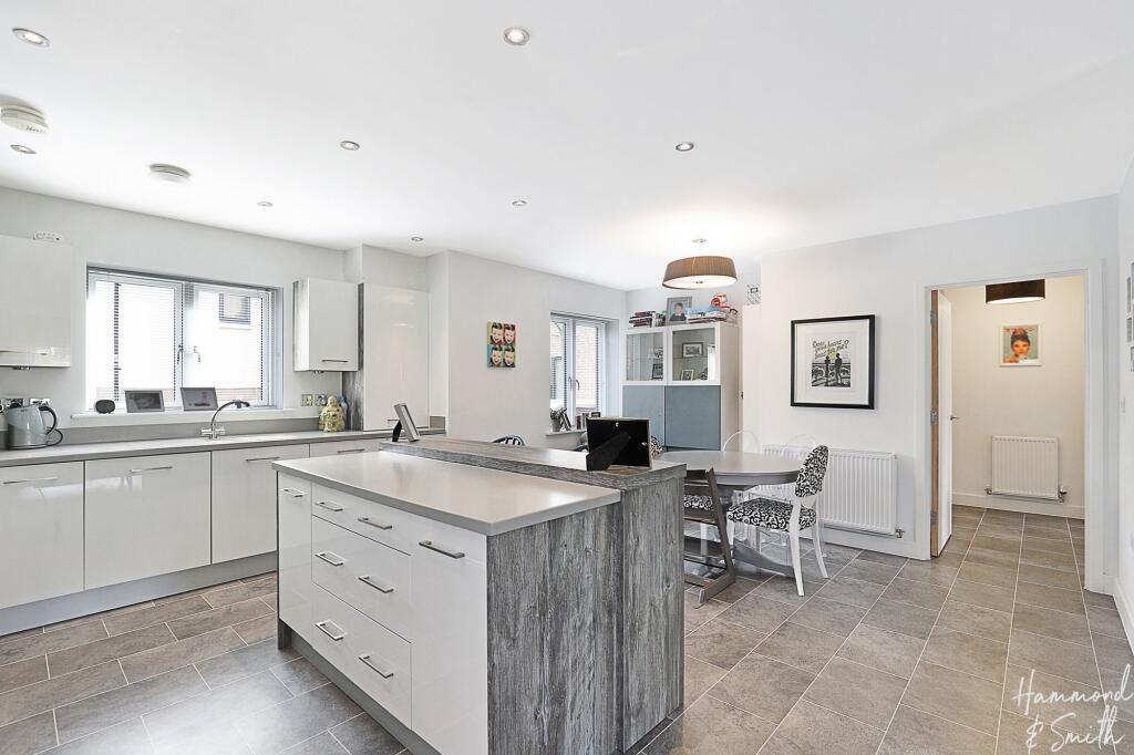 Apartment in Chelmsford - More