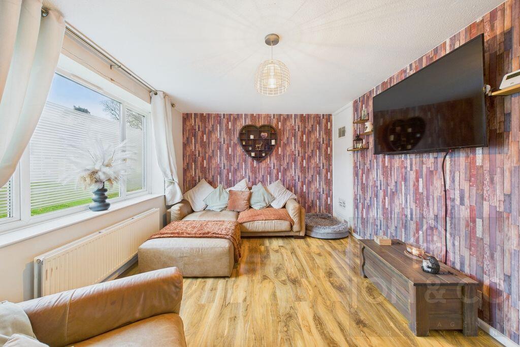 House in Northampton, West Northamptonshire - View 4
