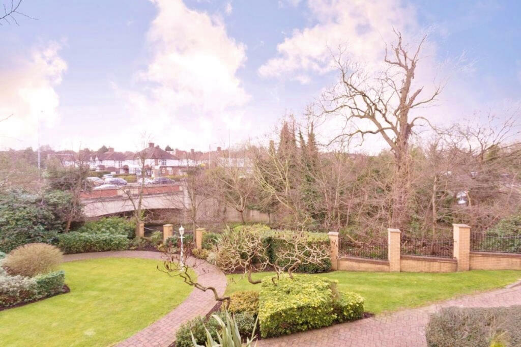Property photo 9