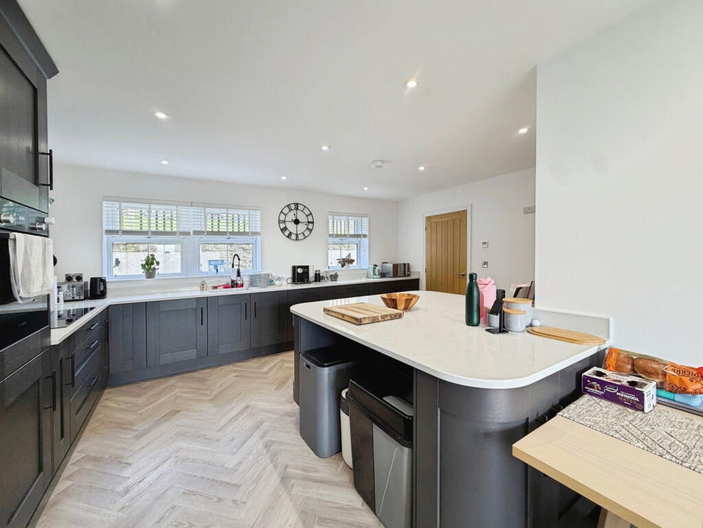 Additional image 4 of Sykes Head, Oakworth, Keighley, BD22 7ES