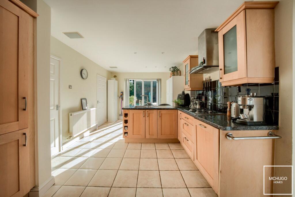 Astonbury, Birmingham, B15 photo 4