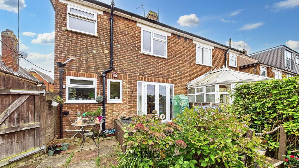 House in Potters Bar, South Mimms - View 4
