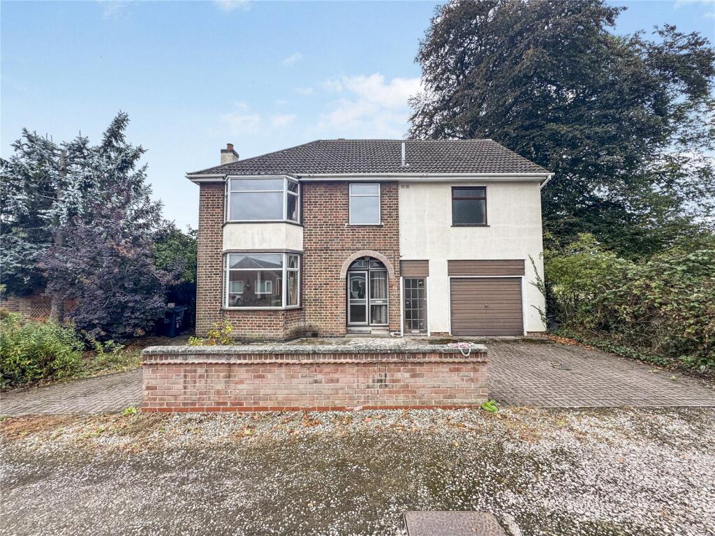 4-bed detached on Seward Street, Loughborough, Leicestershire, £360,000
