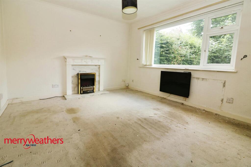 Apartment in Rotherham, Clifton - View 2