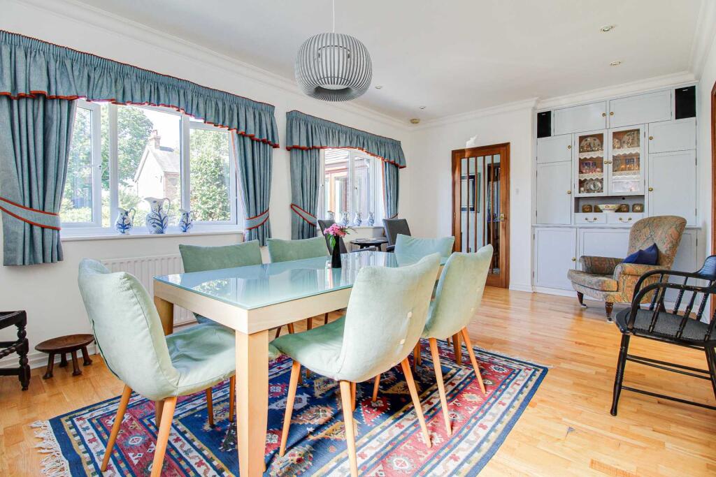 House in Lewes, Plumpton Green - More