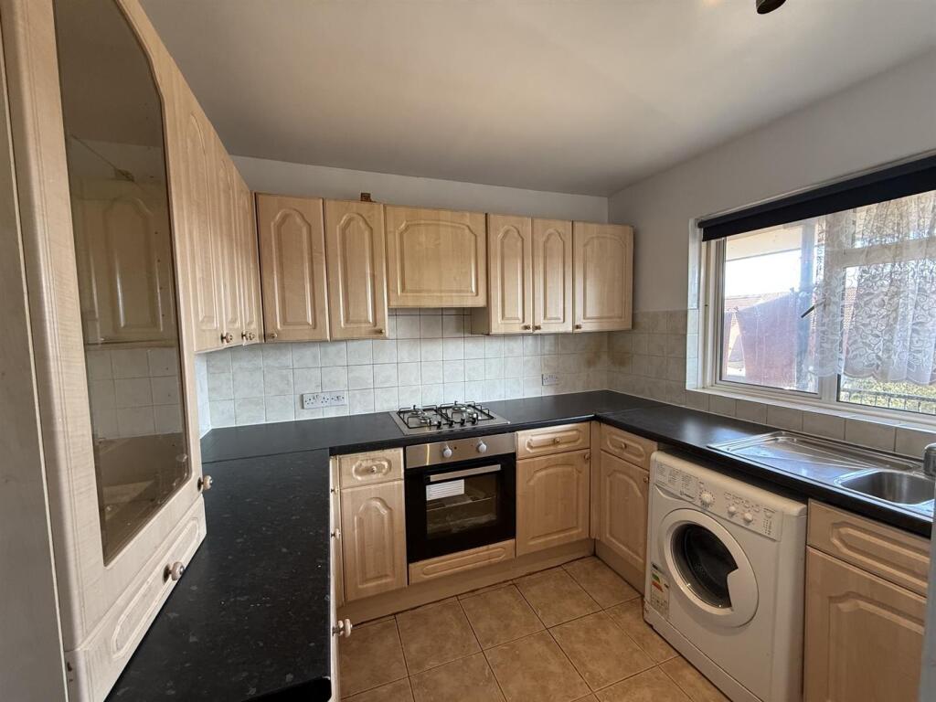 Apartment in London - More