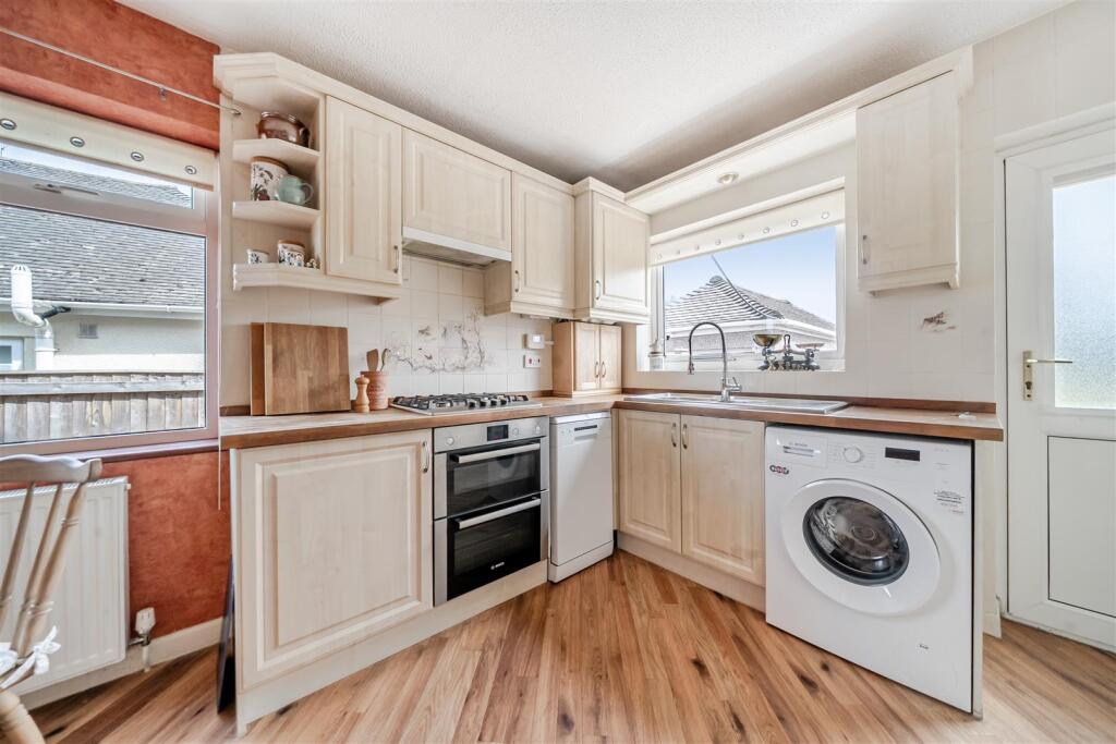 Tyning Road, Saltford, Bristol photo 4