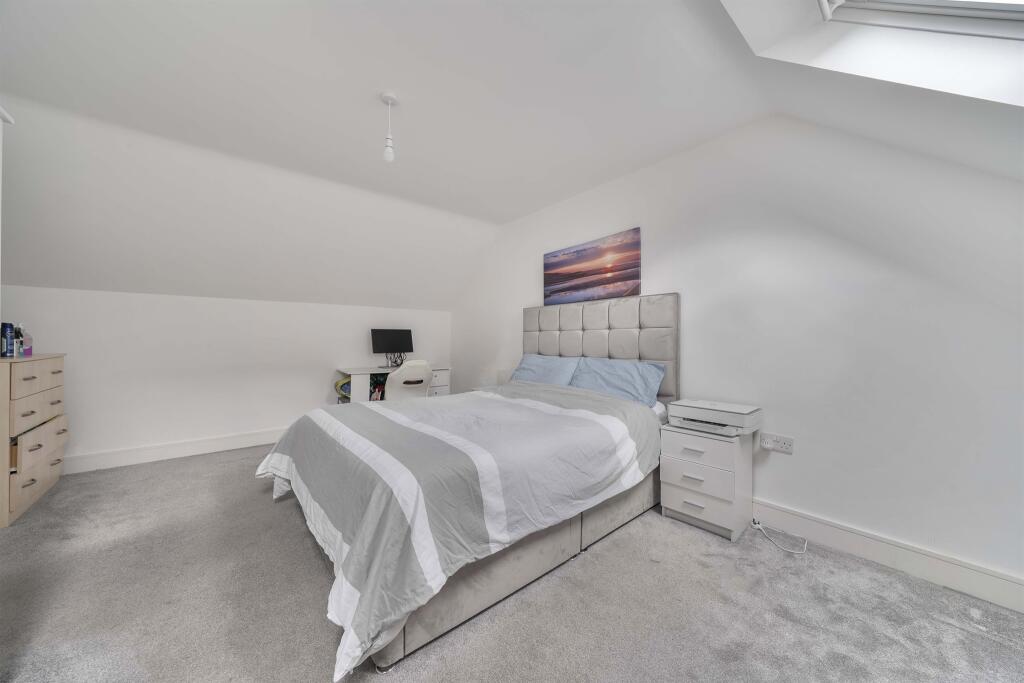 Additional image 10 of Golden Lion Mews, London Colney, St. Albans