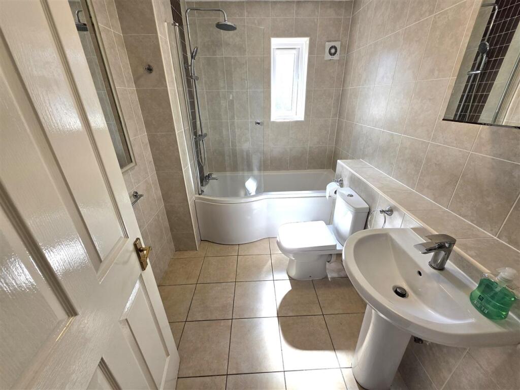 Apartment in Newton Mearns, High Carolside, Kirkhill - View 5