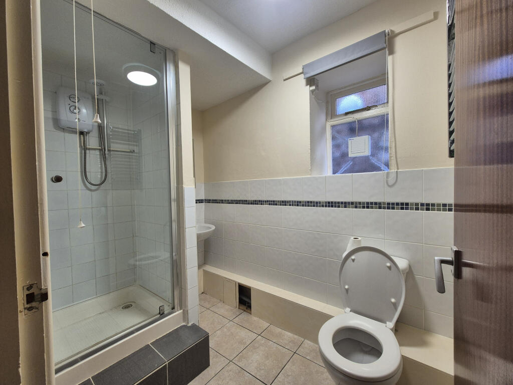 Apartment in Shrewsbury - More