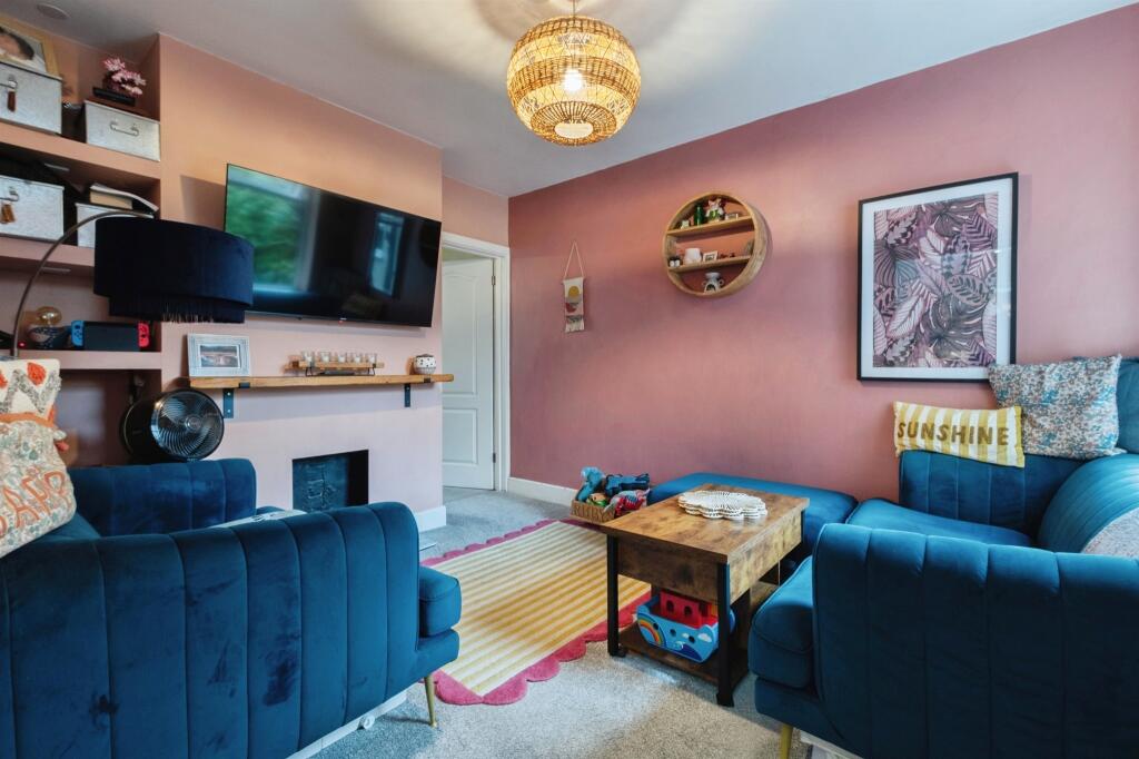 Apartment in Bournemouth - View 3