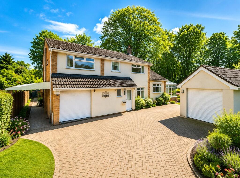 Main image of property: Silver Birches Way, Elstead, Godalming, Surrey, GU8
