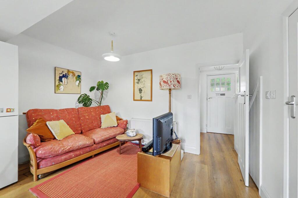 House in Brighton - More