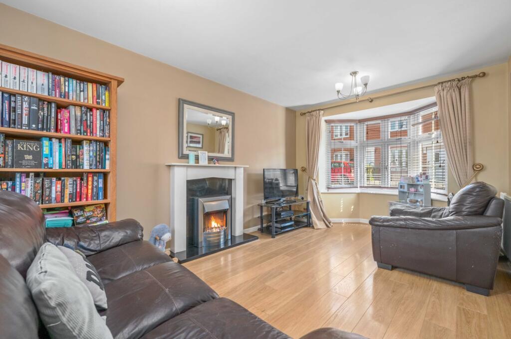 House in Stratford-on-Avon, Stratford-upon-Avon - View 3