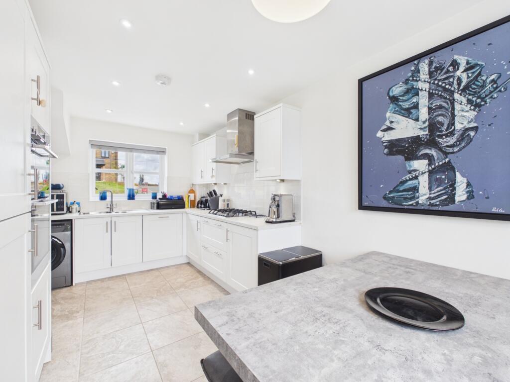 House in Northampton - View 5