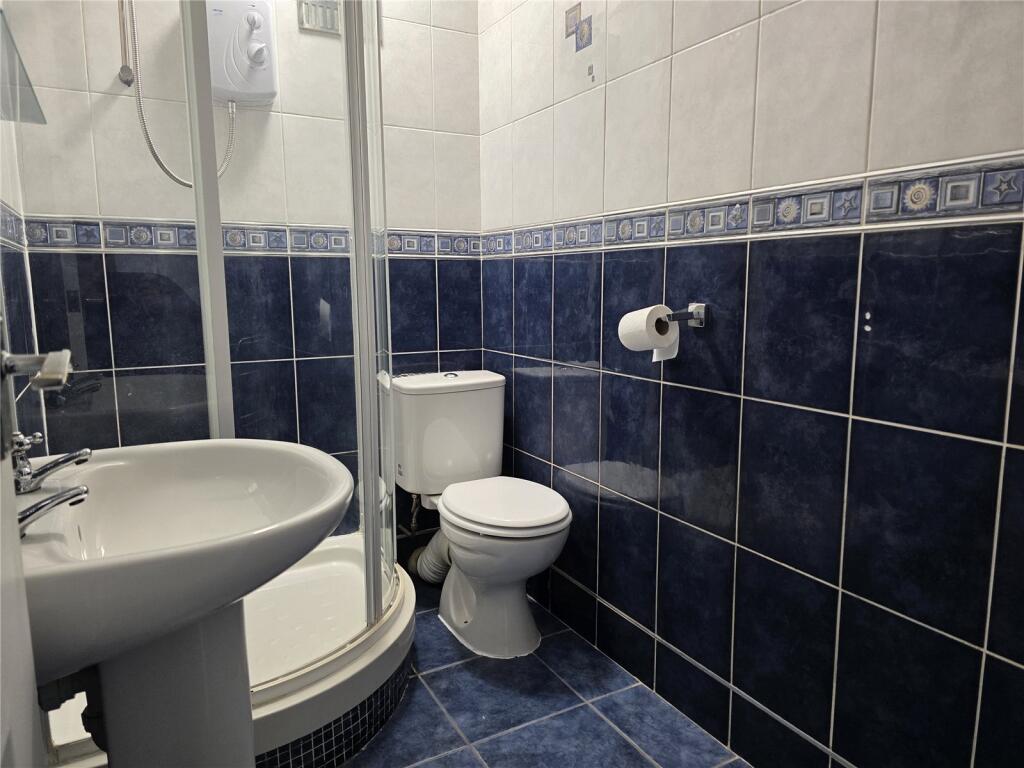 Apartment in Nottingham, Carrington - View 4