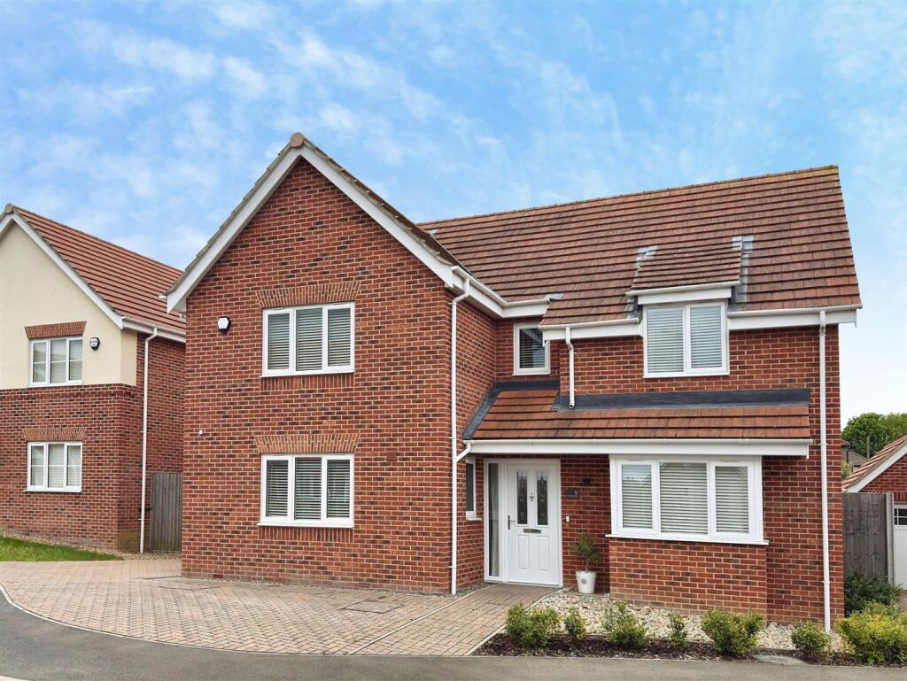Main image of property: Nursery Close, Oulton Broad, Lowestoft, Suffolk., NR32
