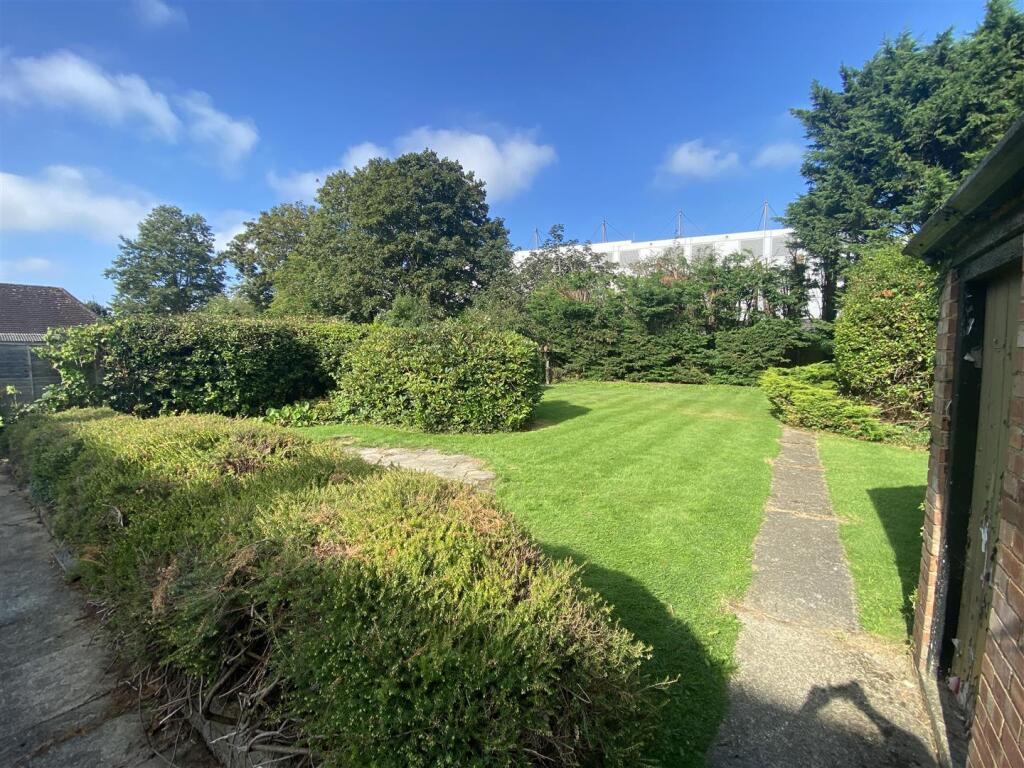 Additional image 4 of Roe Green Lane, Hatfield