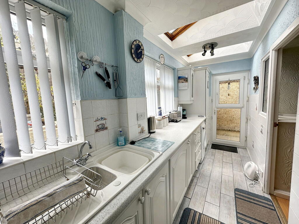 House in Neath, Coedffranc - View 4