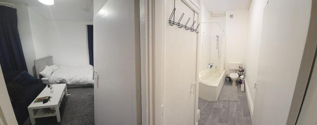 Apartment in Coventry - More