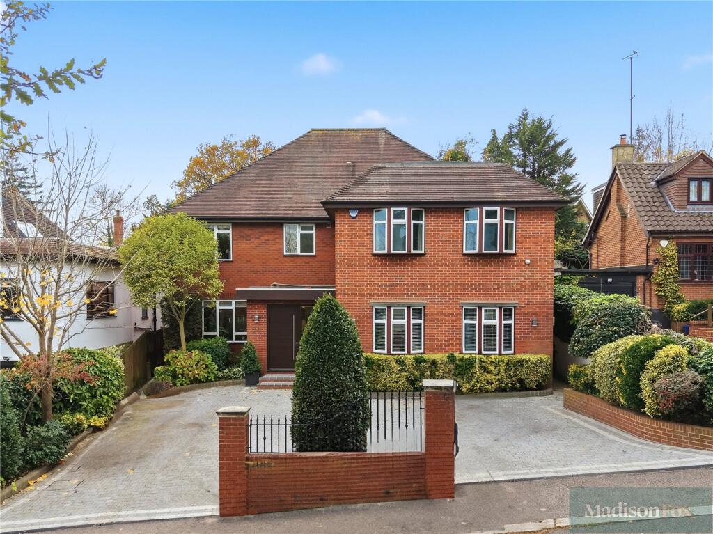 Main image of property: Ollards Grove, Loughton, Essex, IG10