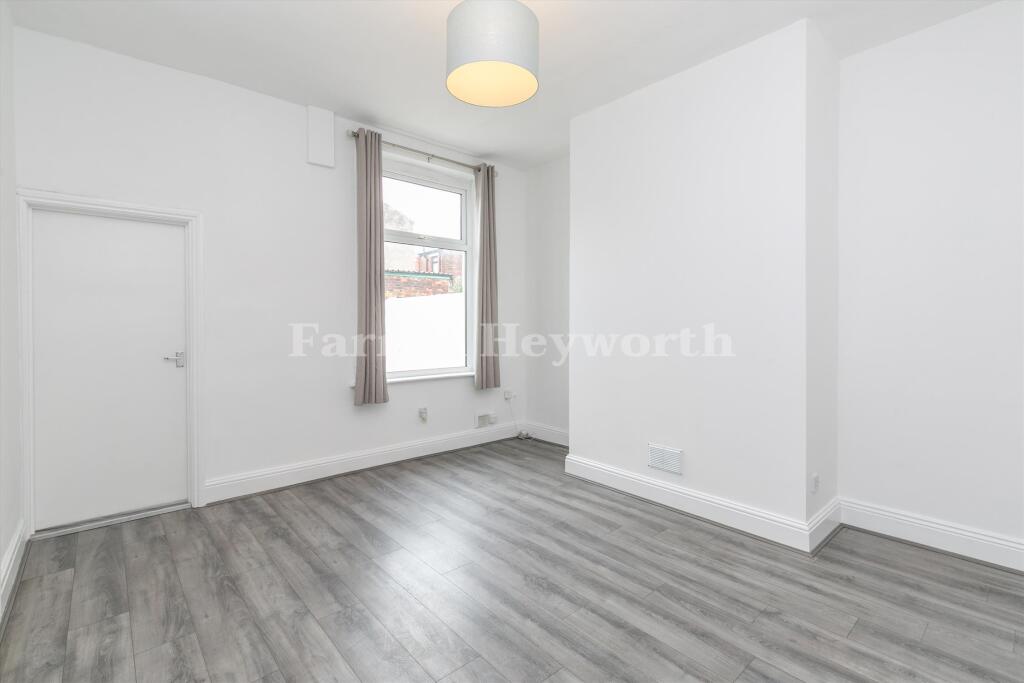 Waterloo Terrace, Ashton On Ribble, Preston photo 4