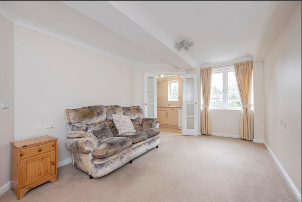 Additional image 3 of Walkers Court, 101 Southdown Road, Harpenden, Hertfordshire, AL5