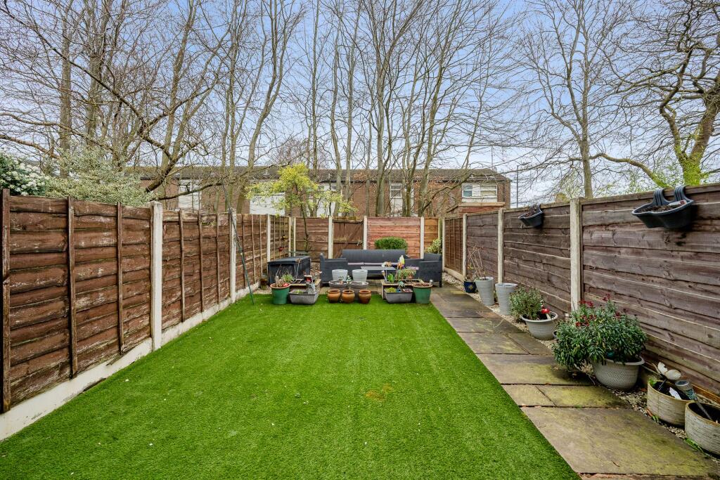 House in Bolton, Fernhill Gate - View 4