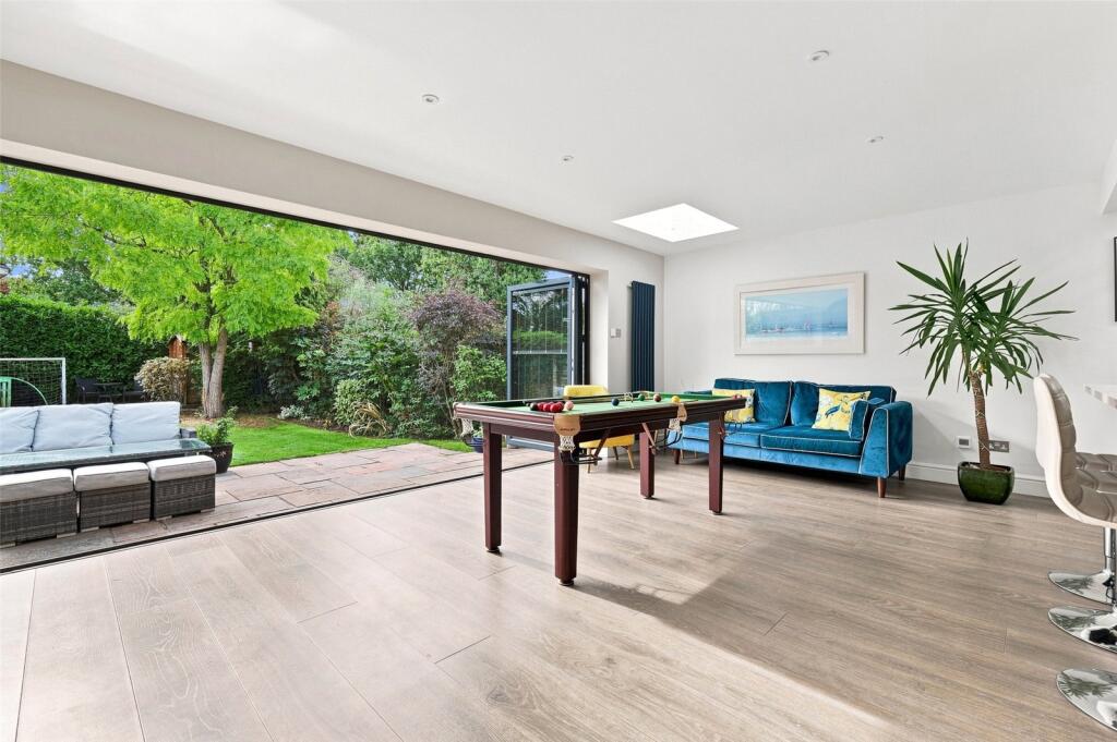 House in Chelmsford - View 3