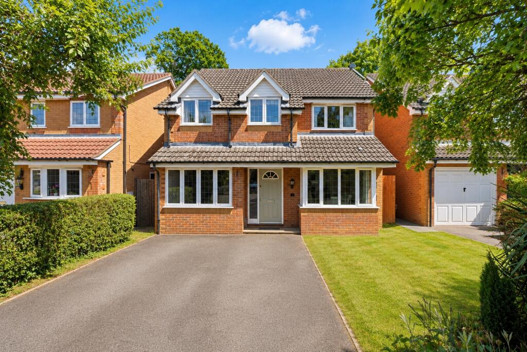 Main image of property: Wynches Farm Drive, St. Albans, Hertfordshire, AL4