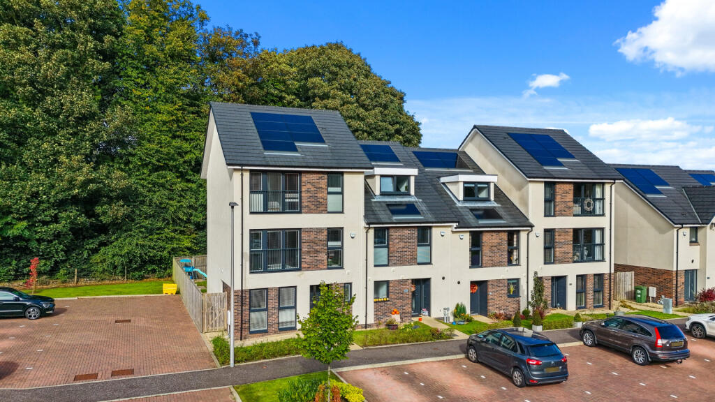 Main image of property: Teucheen Circle, Erskine