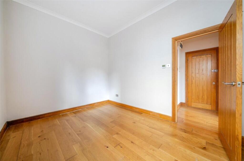 Apartment in London, Finsbury Park - View 2