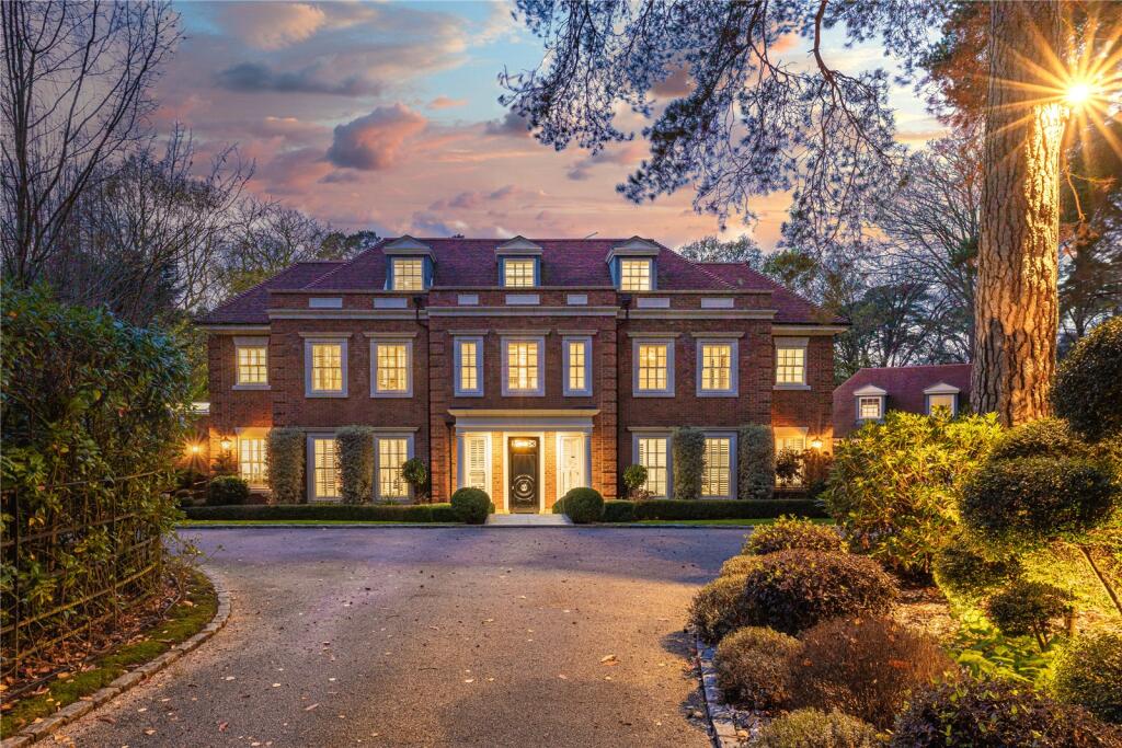 Main image of property: Heathfield Avenue, Sunninghill, Berkshire, SL5