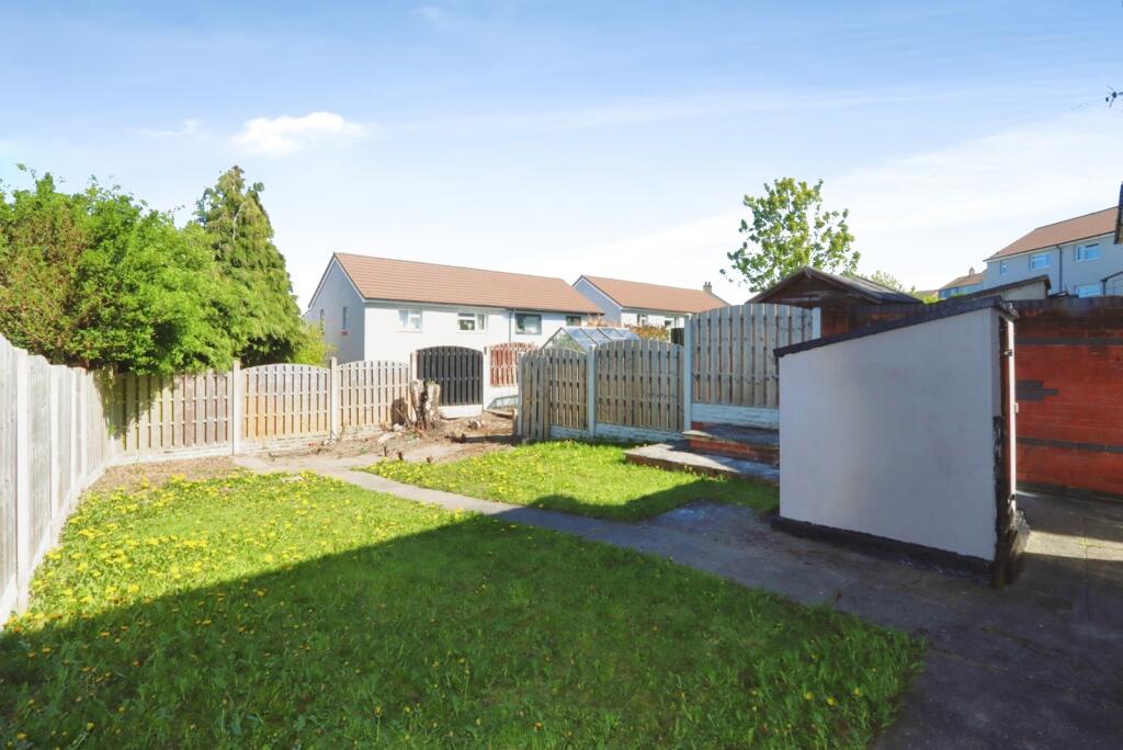 House in North East Derbyshire, Killamarsh - View 2