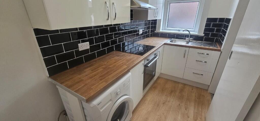 House in Leeds - View 3