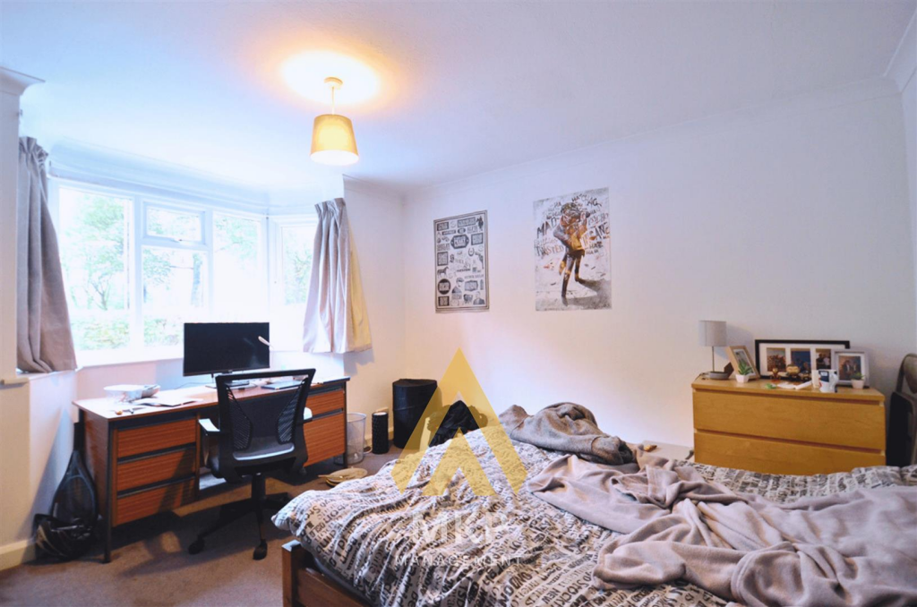 1 bedroom detached house for rent