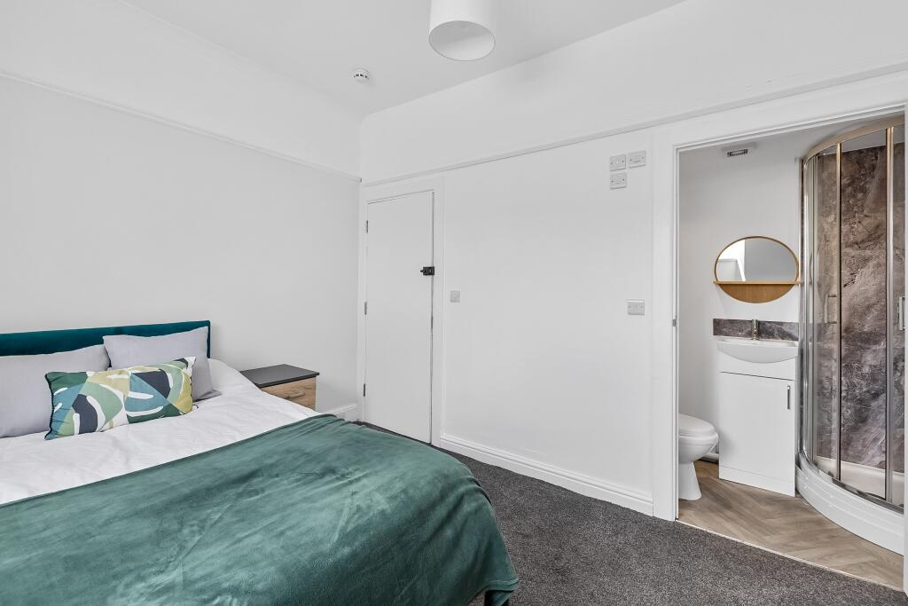 Main image of property: 16 St James Place West, Plymouth,