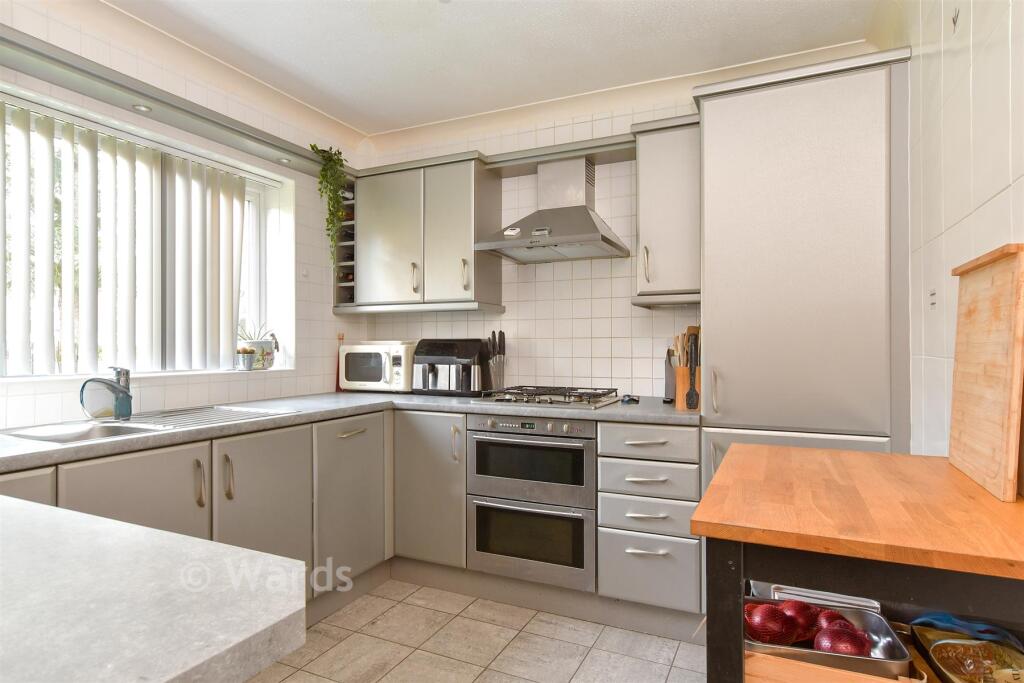 Main image of property: Manor Forstal, New Ash Green, Longfield, Kent