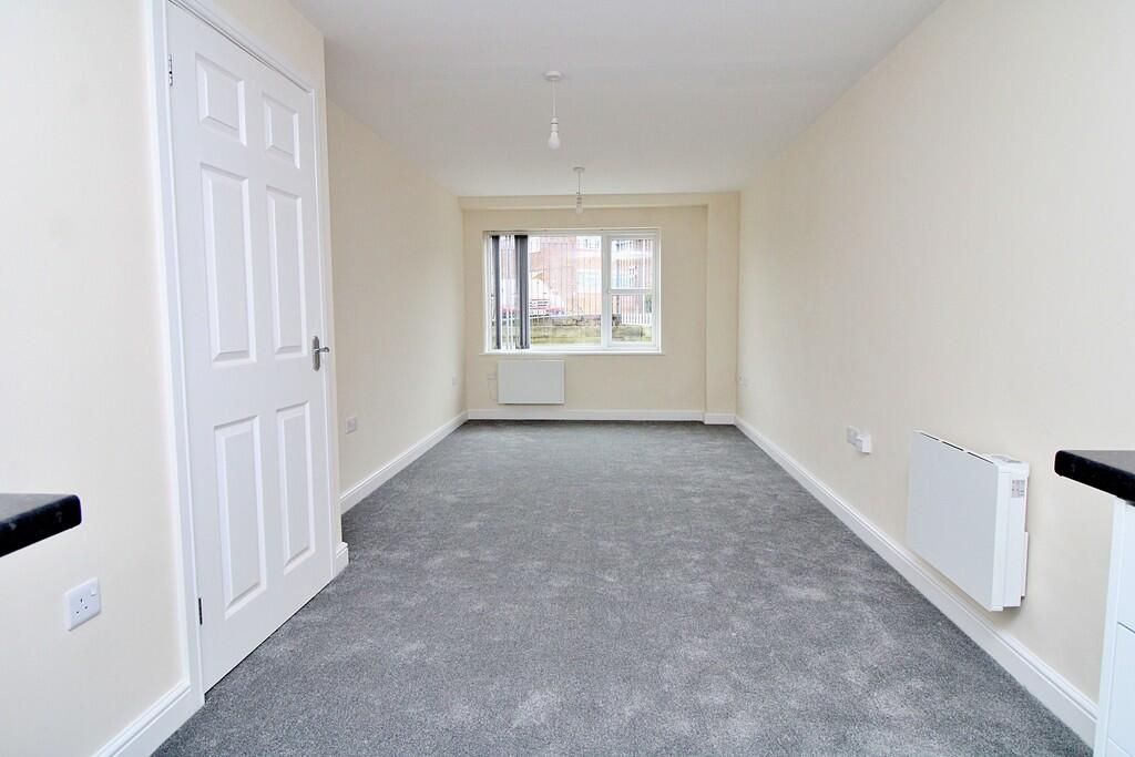 Blackwood Avenue, Bilton, Rugby photo 2