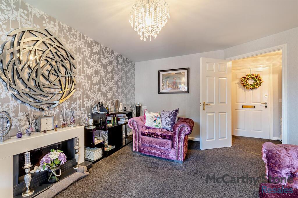 Beatty Court, Holland Walk, Nantwich photo 3