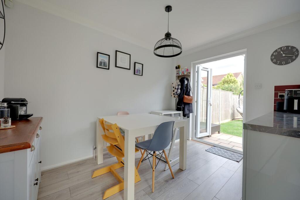 House in Burgess Hill, World's End - View 5