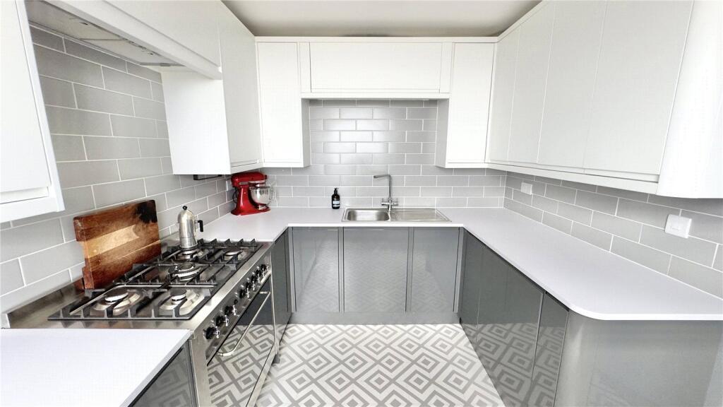 Main image of property: Thorpewood Avenue, London, SE26